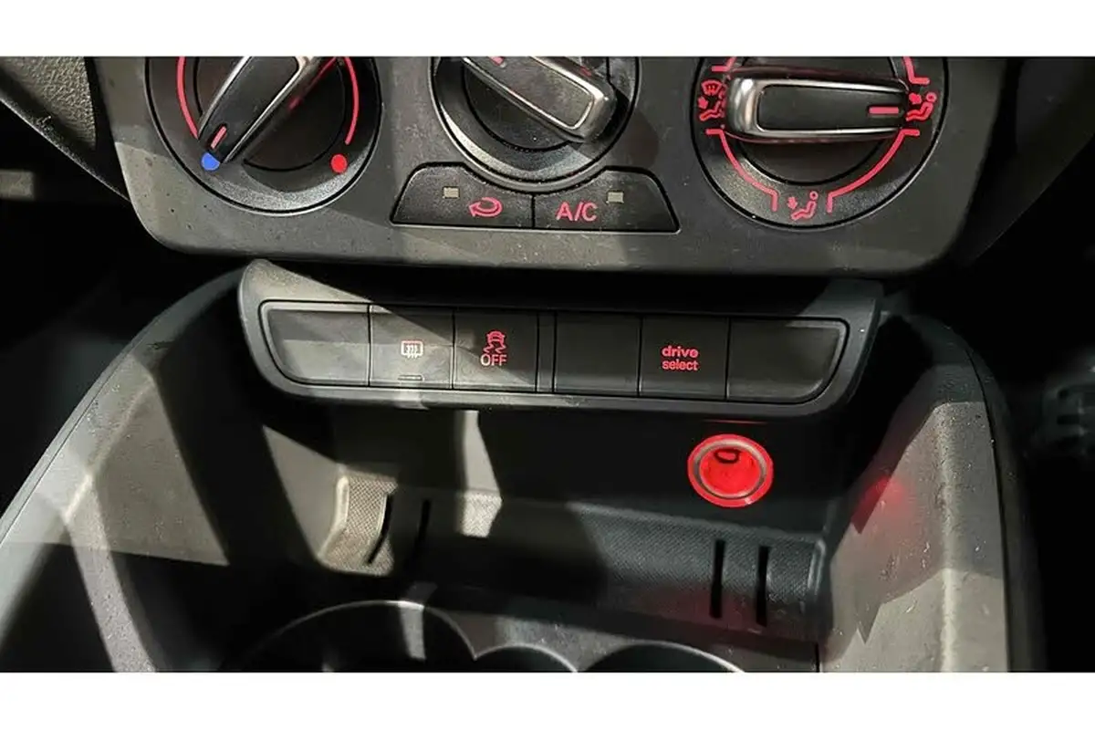2018-audi-a1-14-tfsi-s-line-nav-125ps-sportback-5d-tronic-big-44