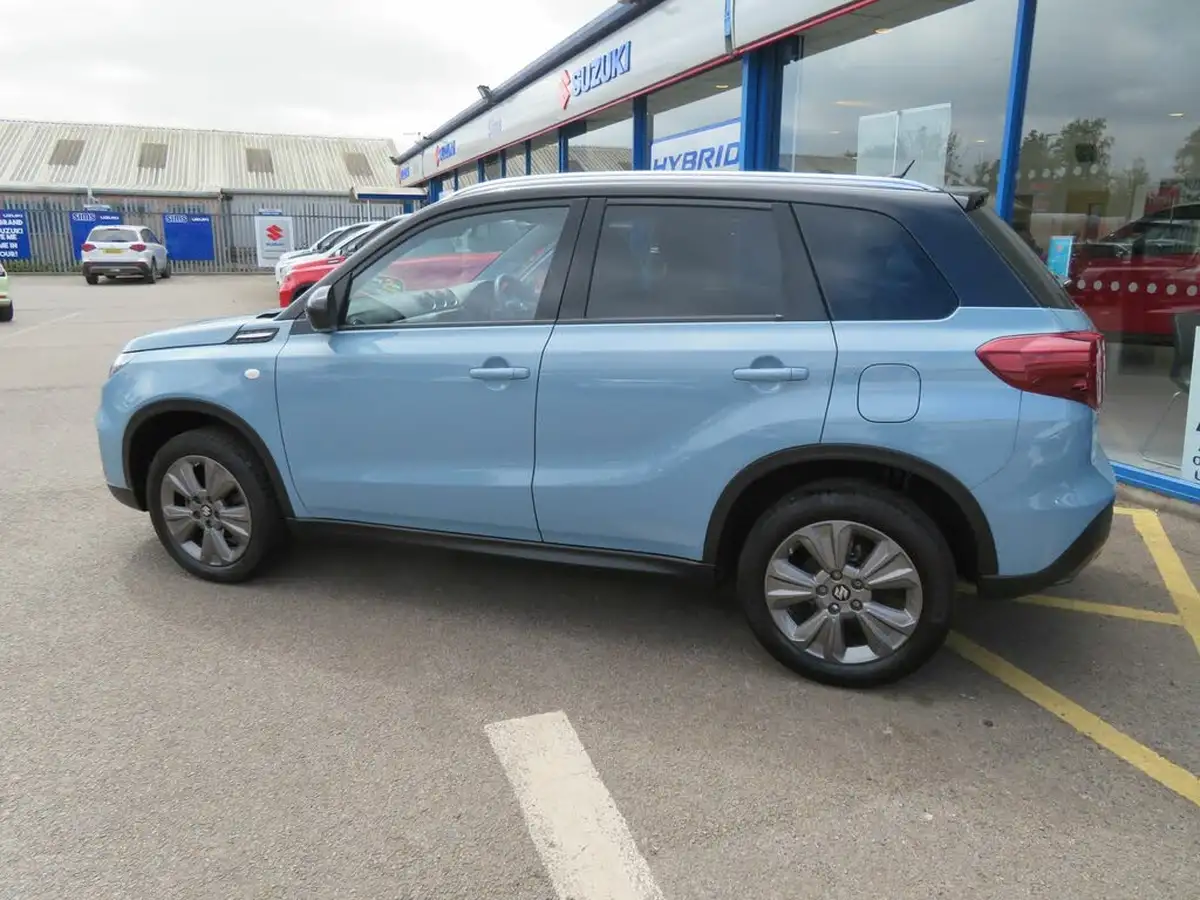 2022-suzuki-vitara-14-boosterjet-sz-t-big-9