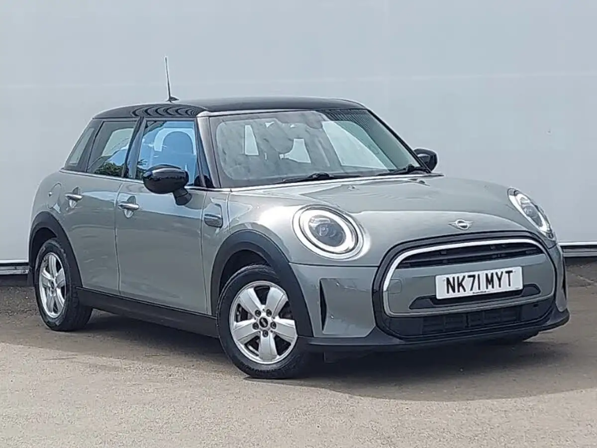 2021-mini-cooper-15-cooper-classic-hatchback-5d-big-0