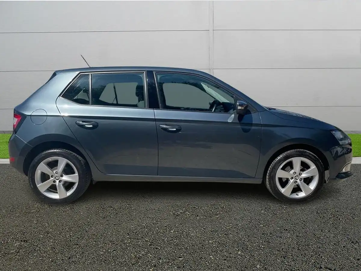 2020-skoda-fabia-10-tsi-se-l-95ps-hatchback-big-7