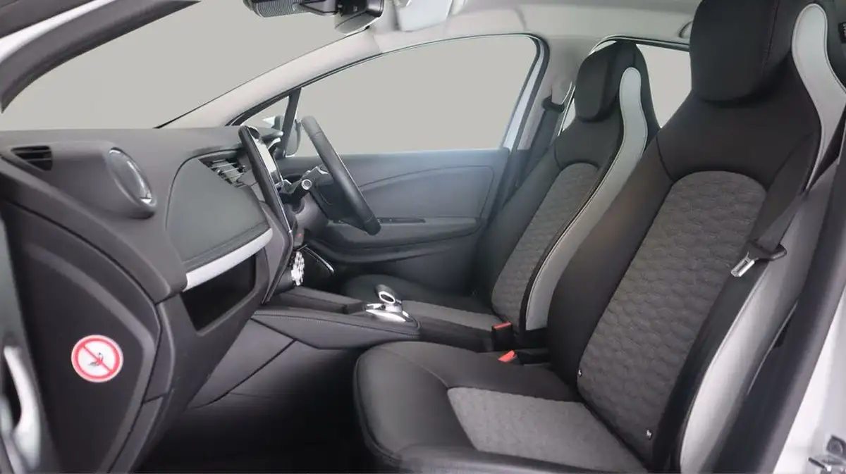 2020-renault-zoe-e-i-gt-line-rapid-charge-big-14