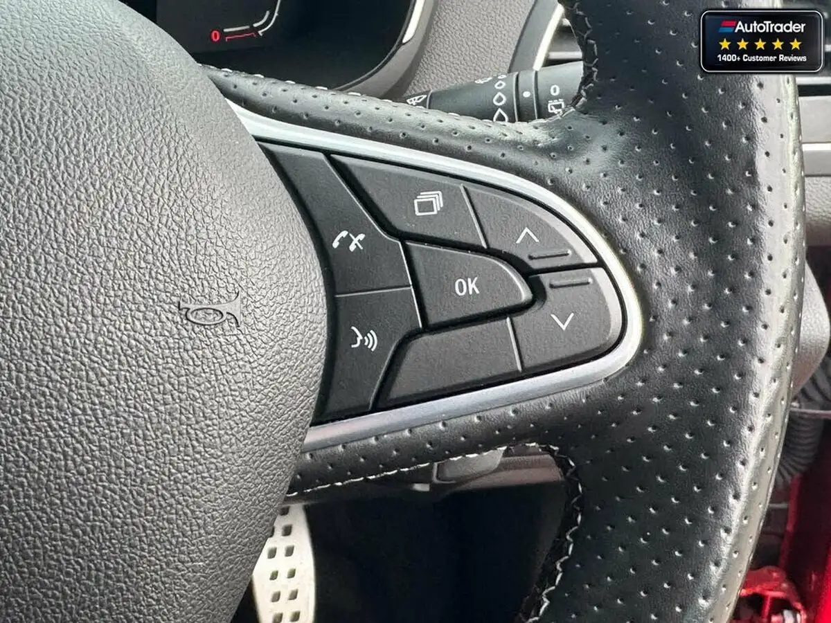 2021-renault-megane-13-tce-rs-line-hatchback-edc-auto-big-12
