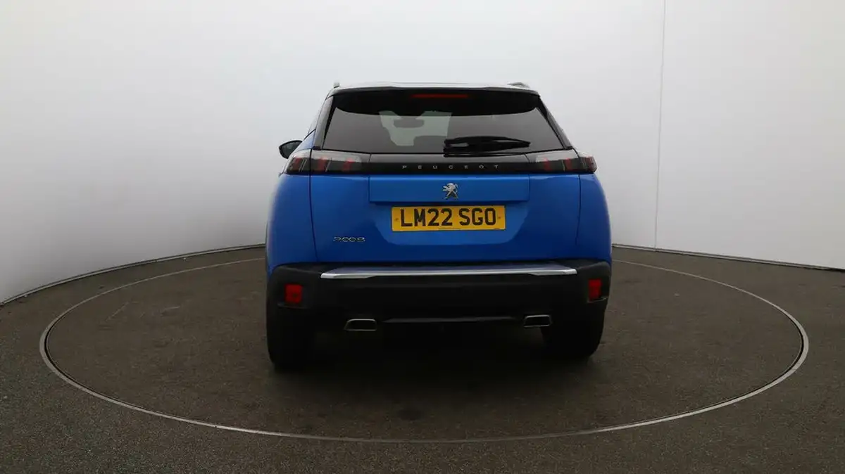 2022-peugeot-2008-suv-12-puretech-gt-big-59