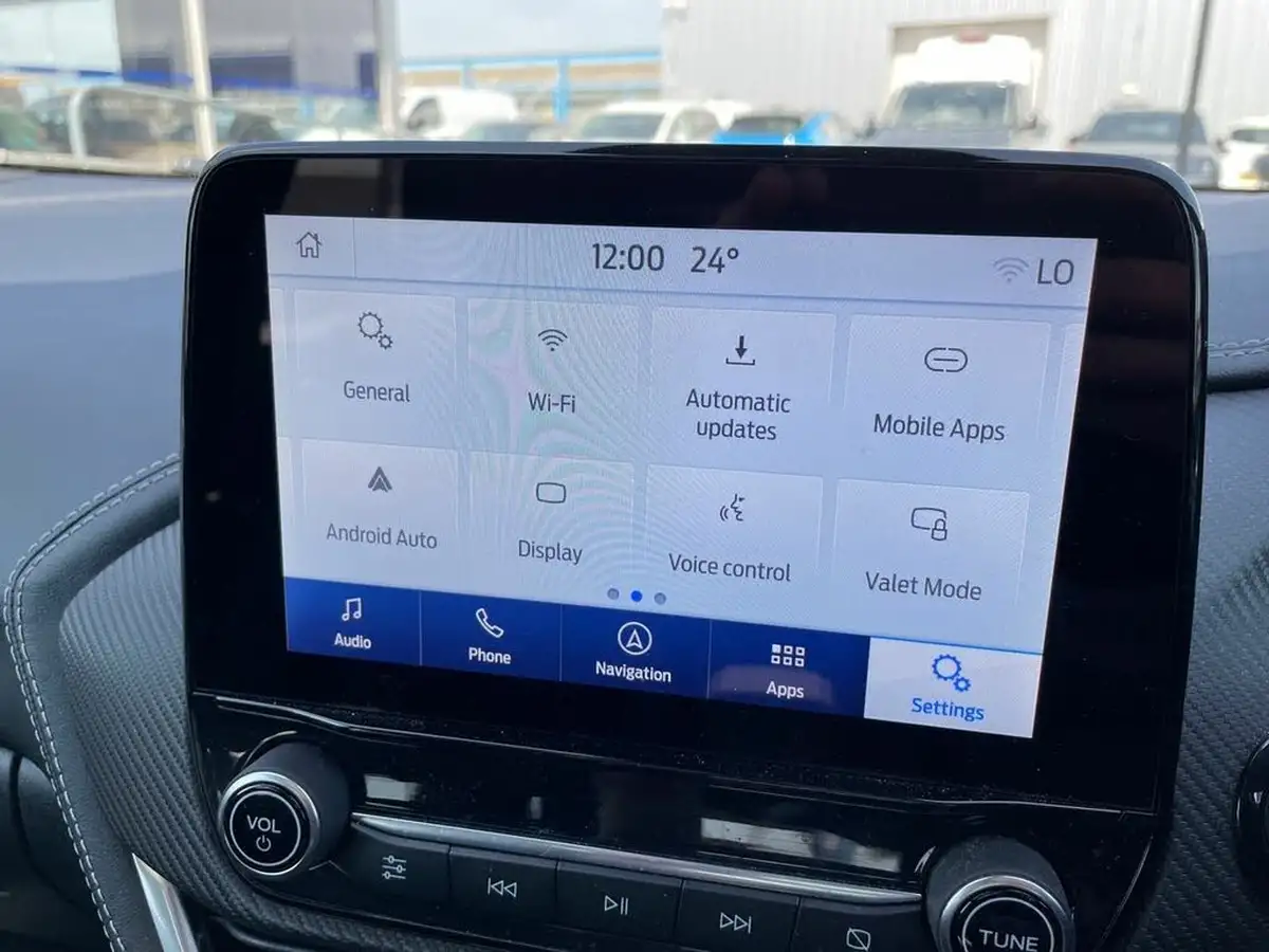 2023-ford-puma-suv-10-st-line-vignale-155ps-big-24