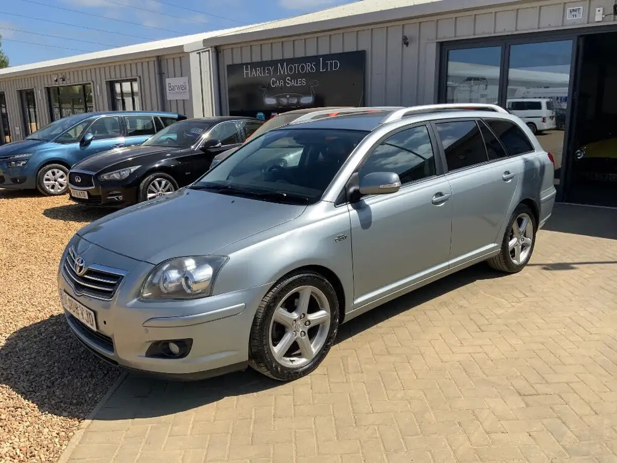 2008-toyota-avensis-22td-t180-estate-5d-big-0