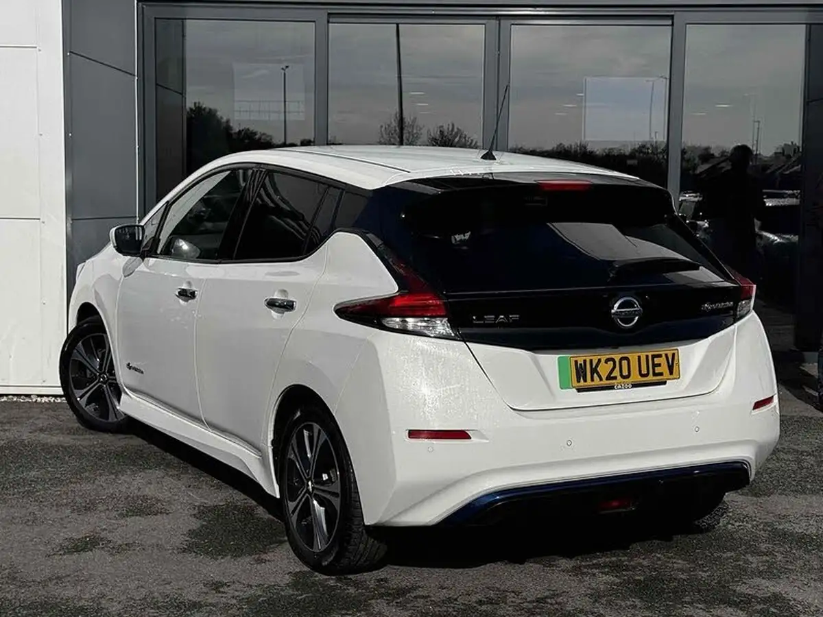 2020-nissan-leaf-e-n-connecta-big-16