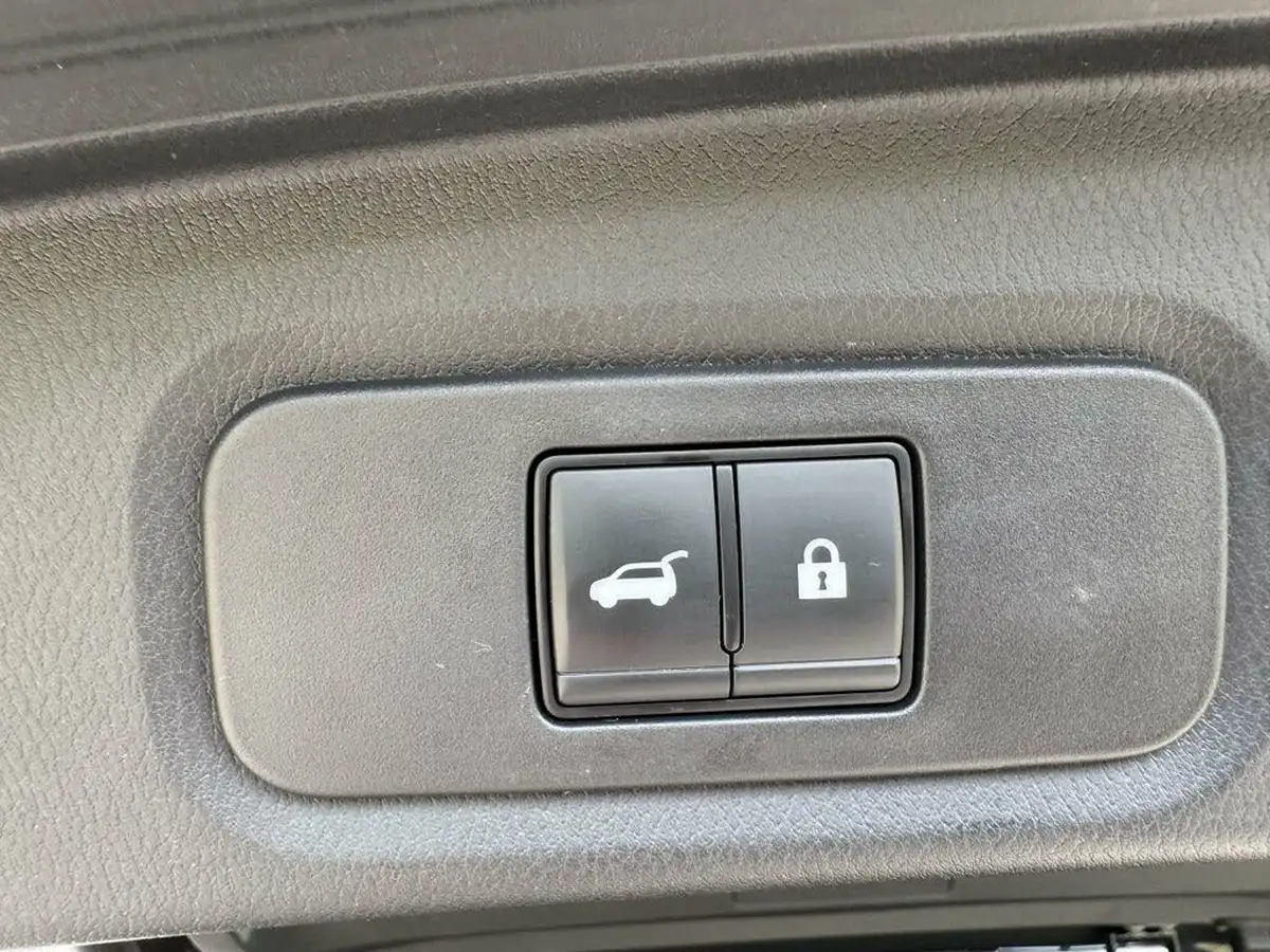 2023-nissan-qashqai-13-dig-t-tekna-158ps-xtronic-big-24