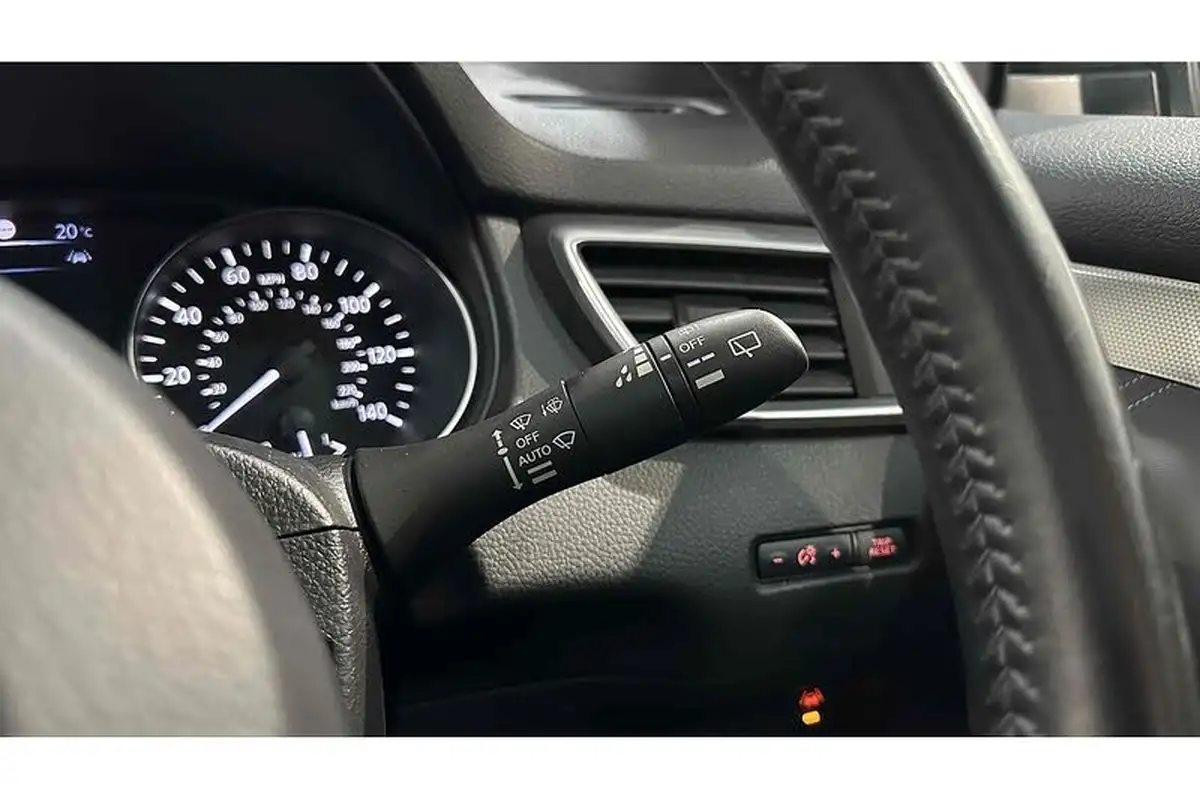 2018-nissan-qashqai-12-dig-t-tekna-xtronic-cvt-big-40