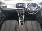 2022-volkswagen-t-roc-15-tsi-life-small-2