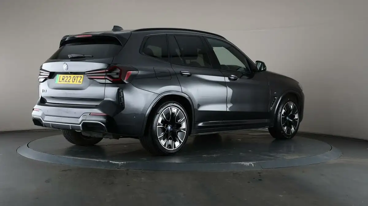 2022-bmw-ix3-e-m-sport-pro-big-66