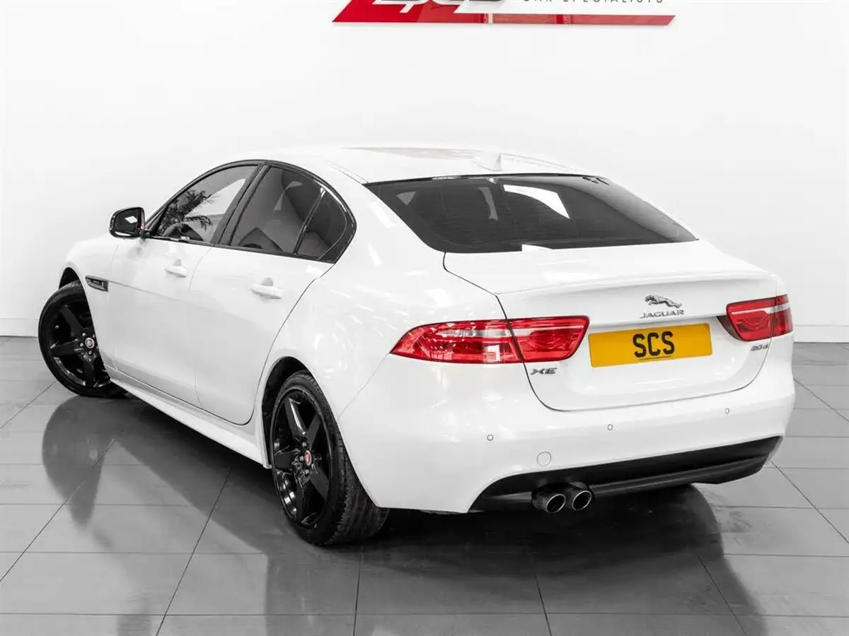 2017-jaguar-xe-20d-r-sport-180ps-1999cc-big-8