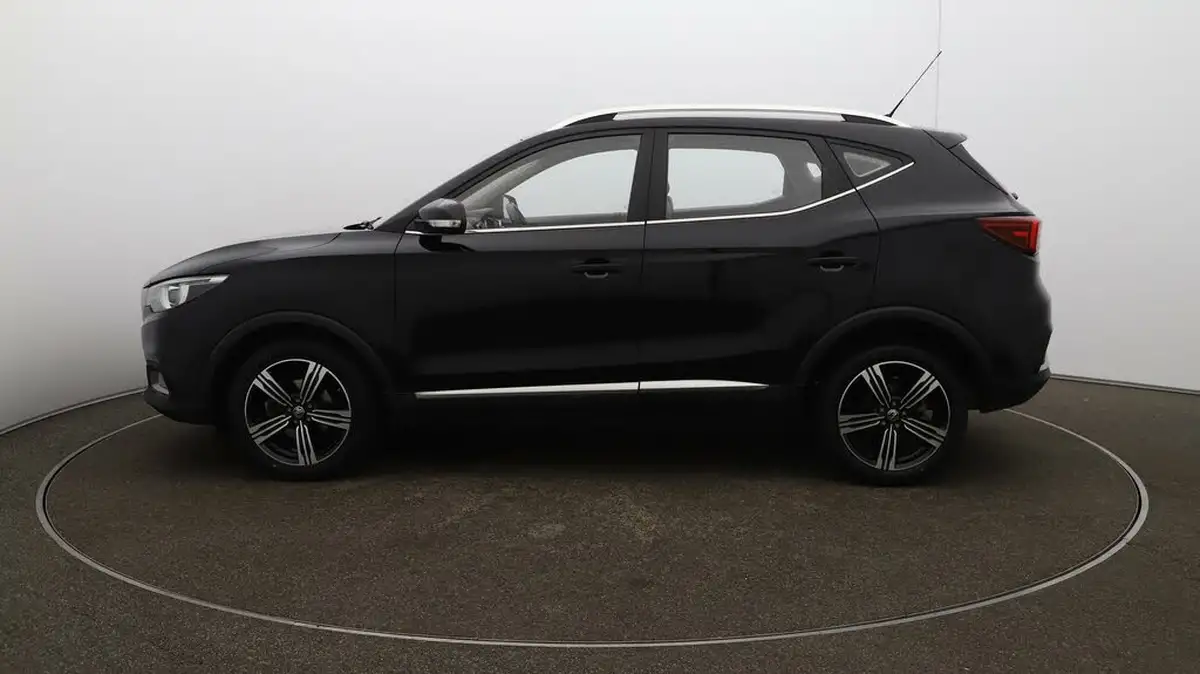 2019-mg-zs-suv-10t-gdi-exclusive-111ps-big-60