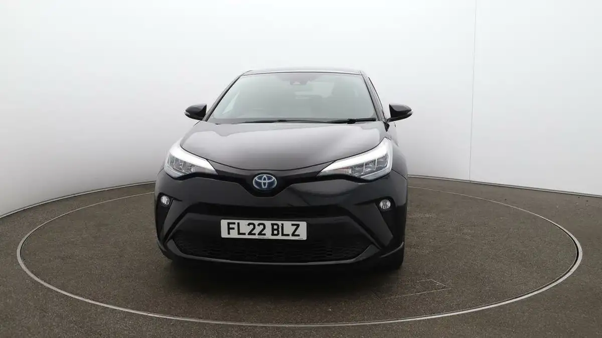 2022-toyota-c-hr-18-vvt-i-design-big-37