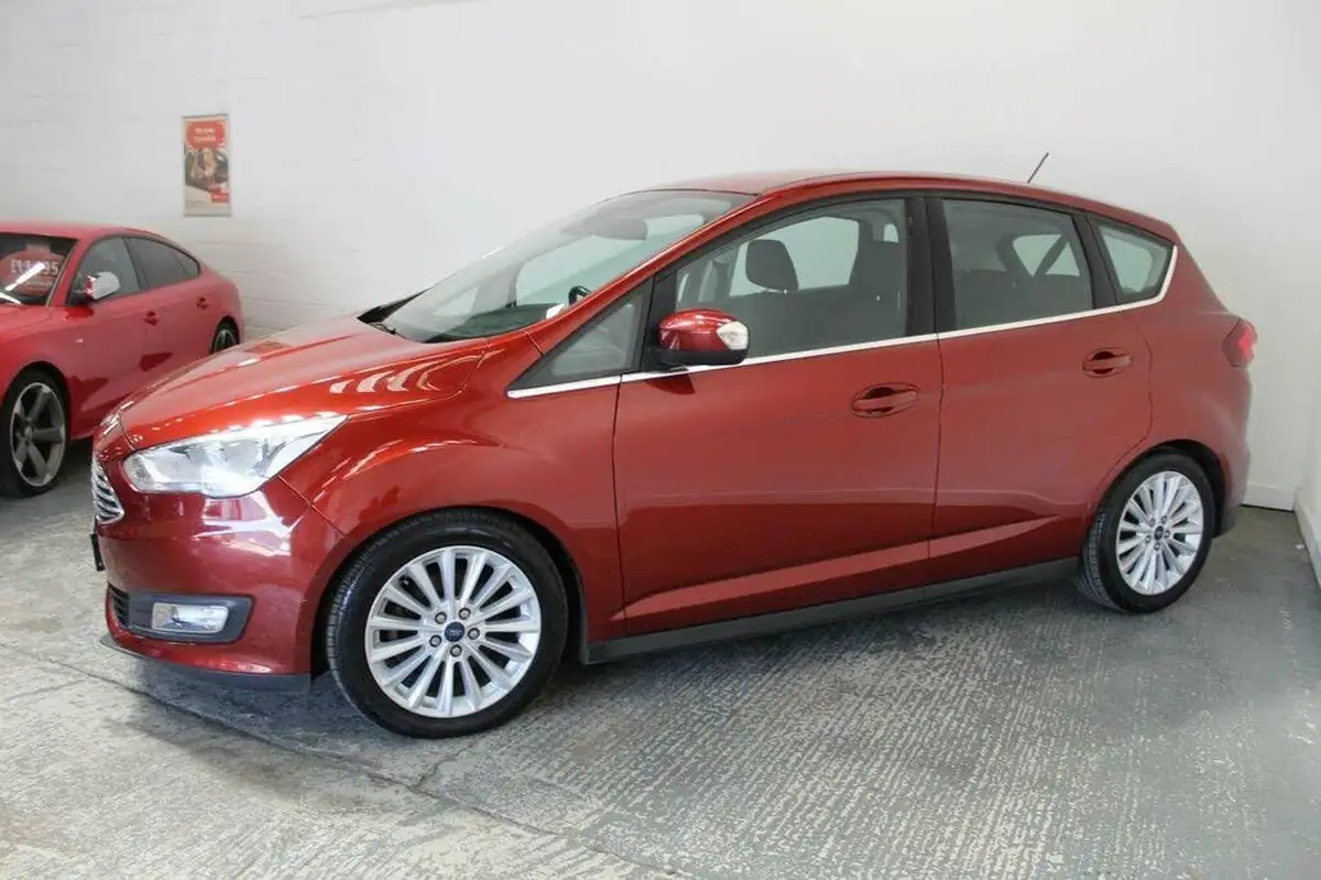 2017-ford-c-max-20tdci-titanium-big-4