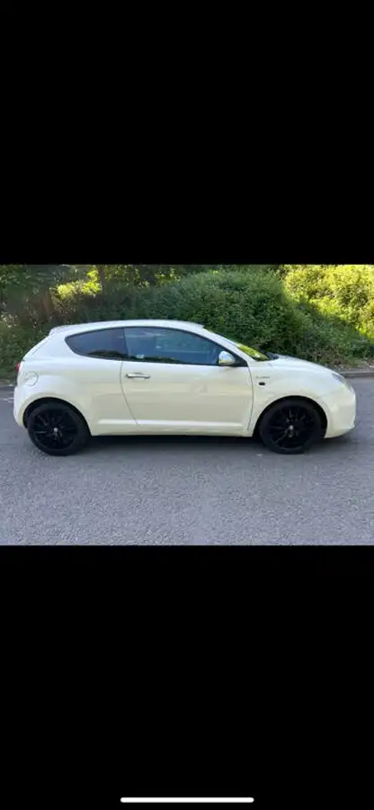 2014-alfa-romeo-mito-09-sportiva-big-0