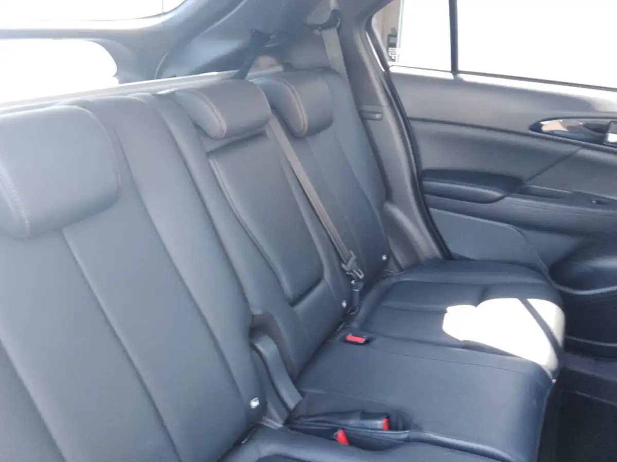 2020-mitsubishi-eclipse-cross-15-black-big-29
