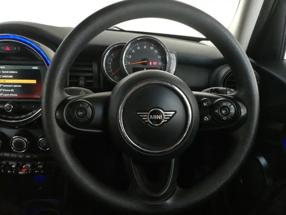 2020-mini-cooper-15-one-classic-5d-big-10