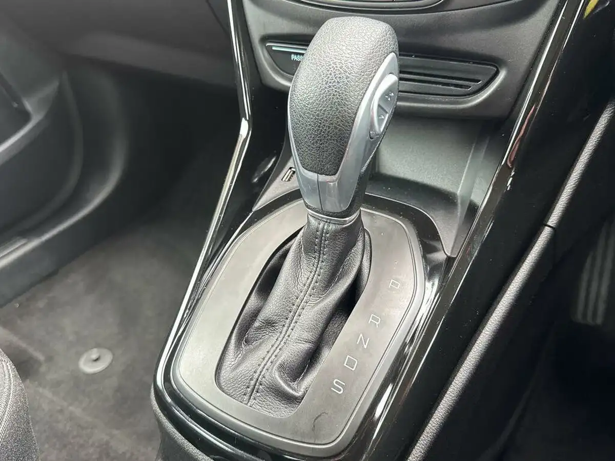 2015-ford-b-max-16-zetec-big-25