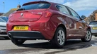 2013-alfa-romeo-giulietta-14-lusso-tb-multiair-170bhp-small-4