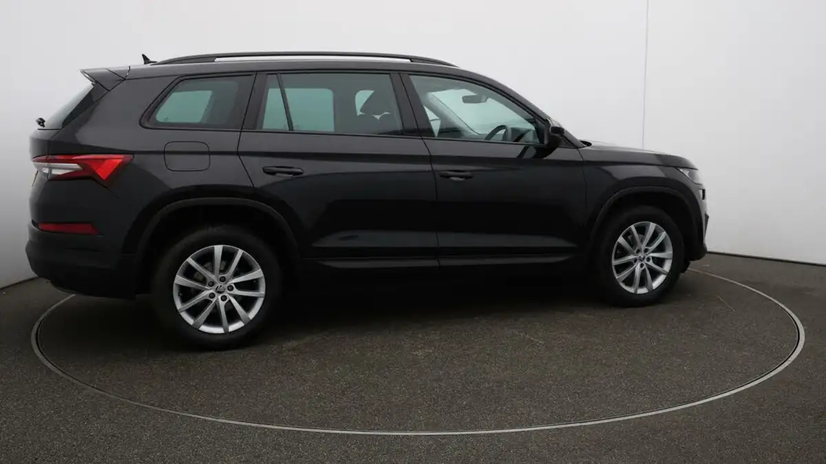 2021-skoda-kodiaq-15-tsi-se-5-dsg-big-49
