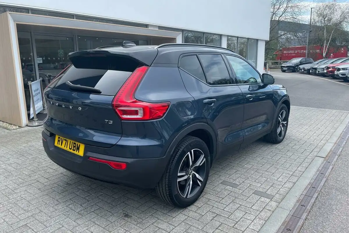 2021-volvo-xc40-15-t3-r-design-161bhp-auto-big-6