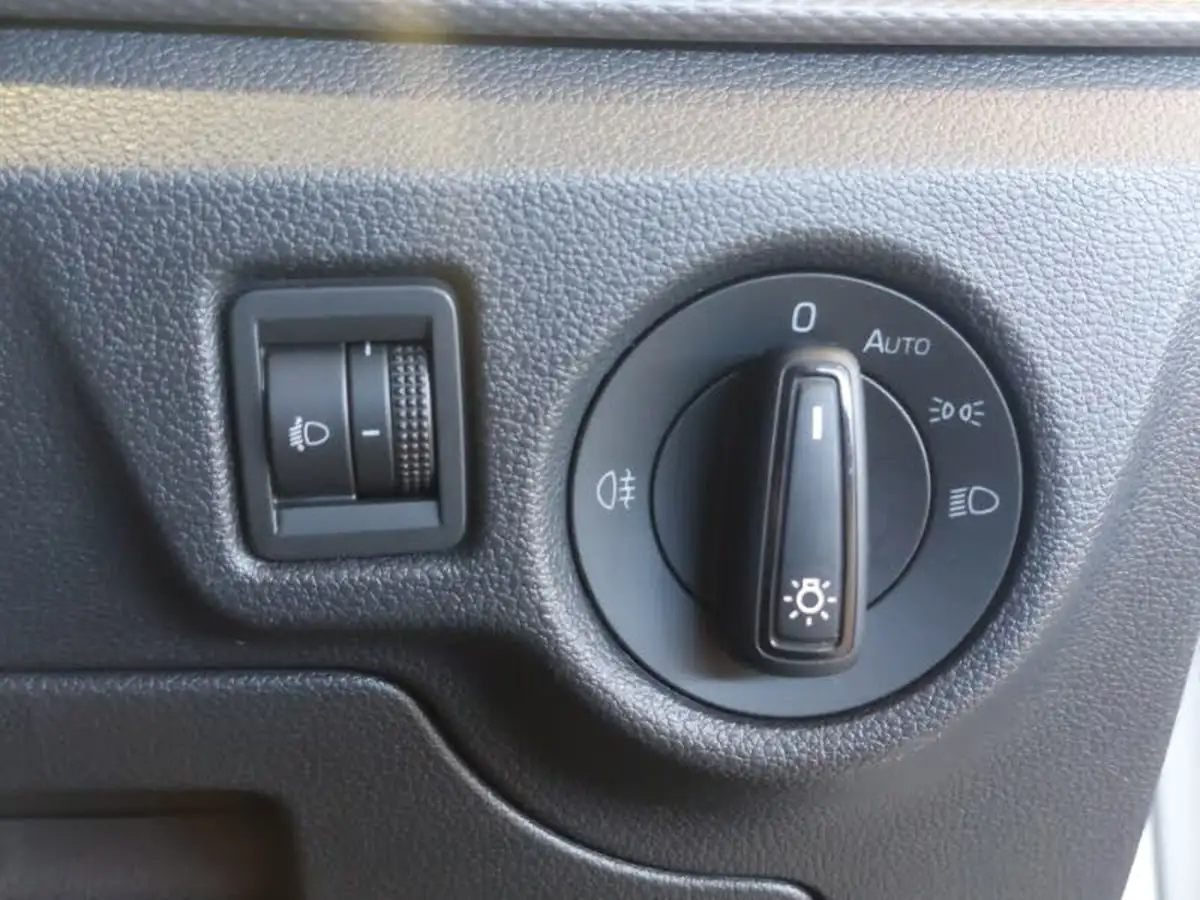 2022-skoda-kamiq-10-tsi-se-95ps-big-16