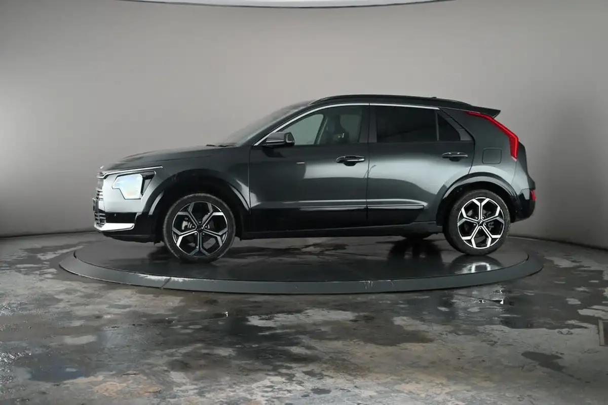 2024-kia-niro-16-gdi-139bhp-hev-132kwh-big-12