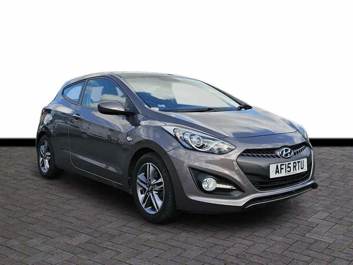 2015-hyundai-i30-14-active-3d-big-0