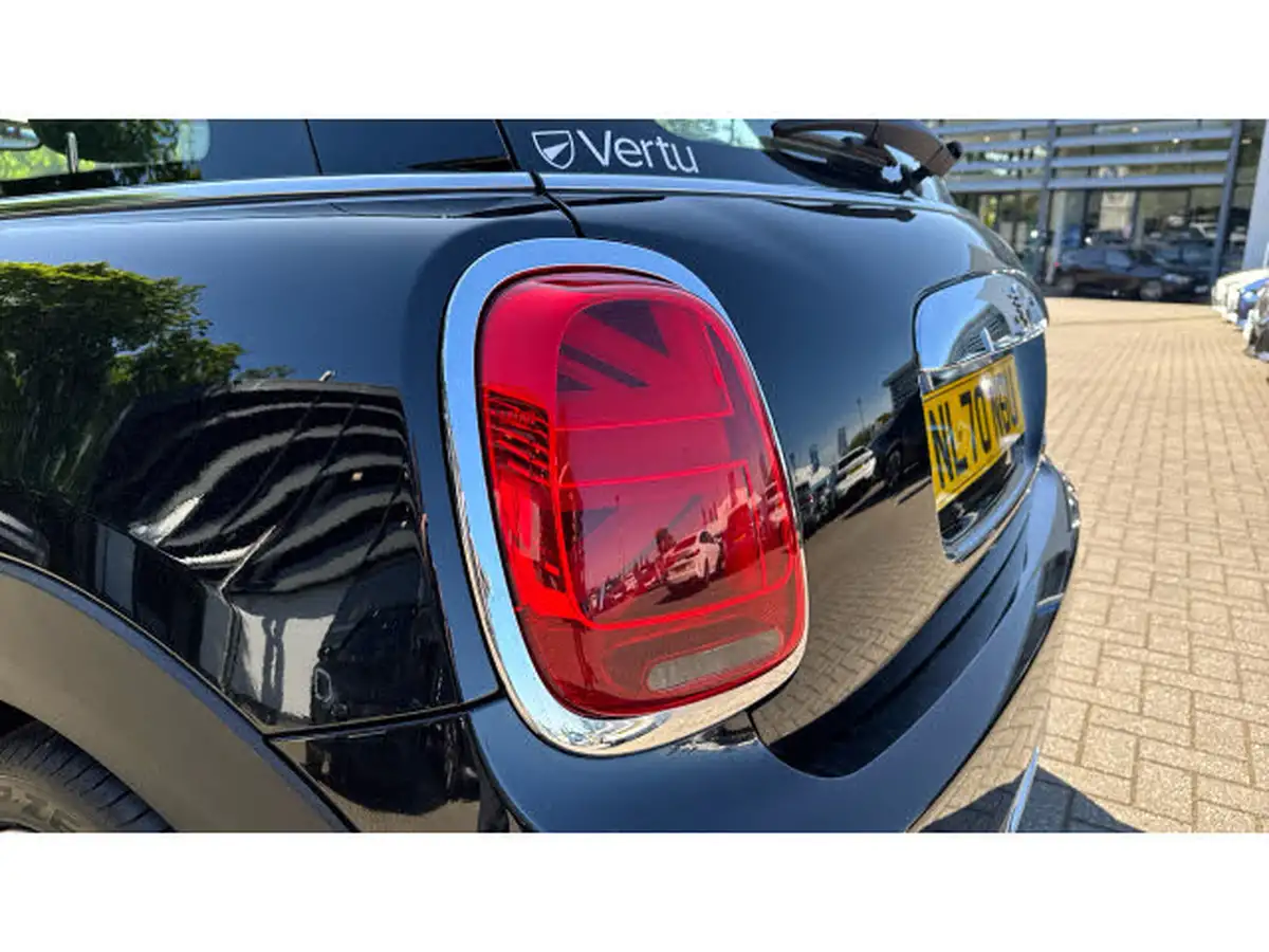2020-mini-cooper-15-cooper-exclusive-hatchback-3d-auto-big-21