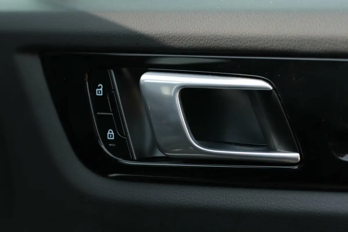 2021-porsche-cayenne-30-v6-e-hybrid-462ps-station-wagon-big-50
