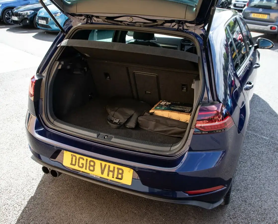 2018-volkswagen-golf-14-tsi-gte-advance-big-36