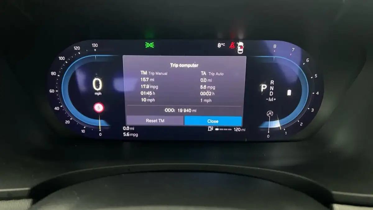 2022-volvo-v90-20-b4-core-197bhp-big-8