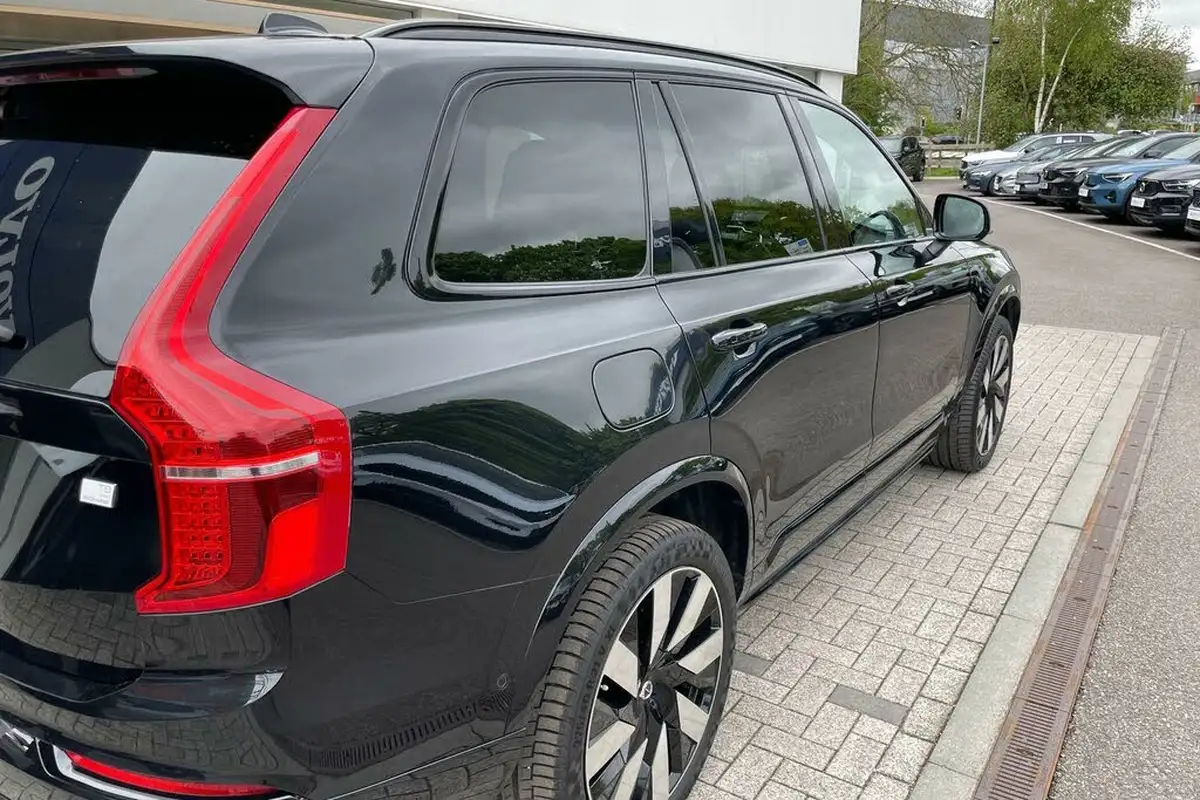 2023-volvo-xc90-20-t8-plus-big-15