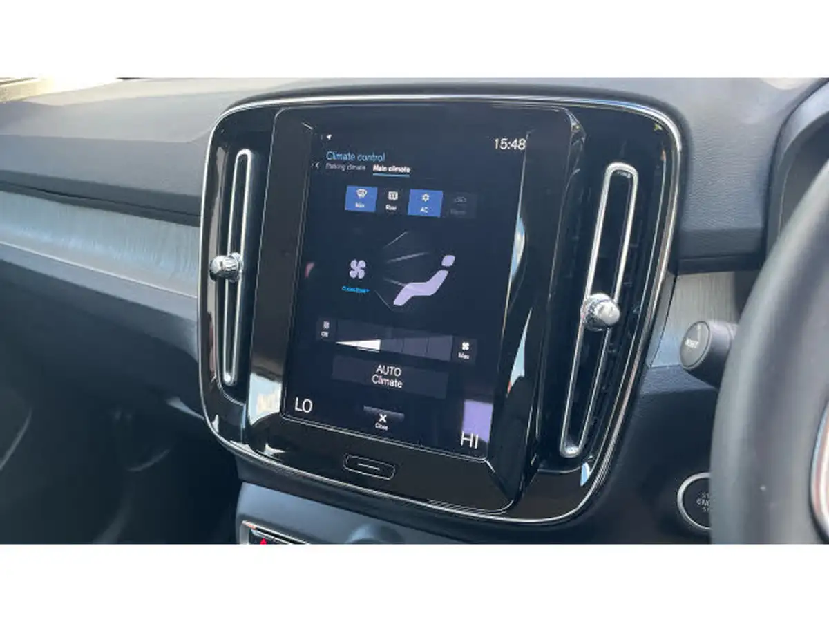 2021-volvo-xc40-15-t4-inscription-208bhp-big-7