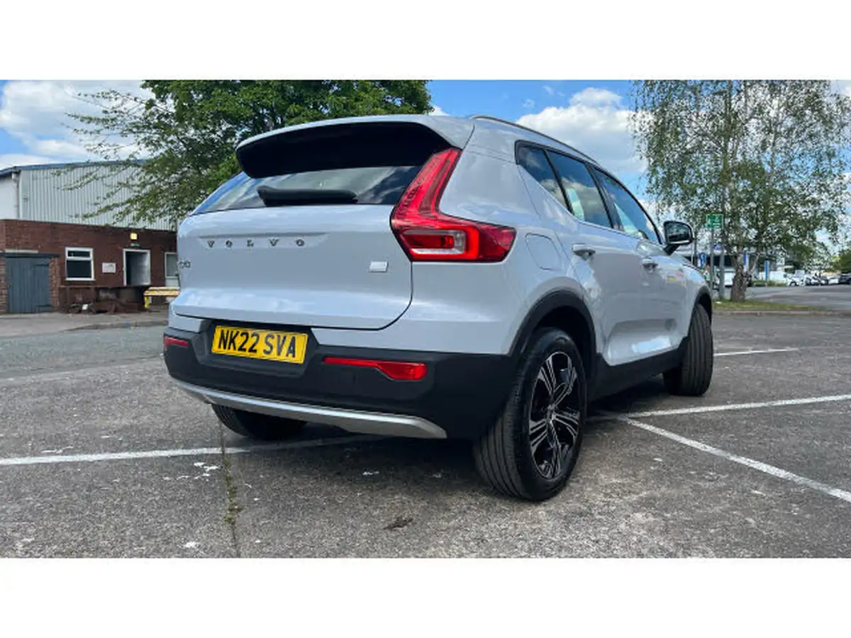 2021-volvo-xc40-15-t4-inscription-208bhp-big-31