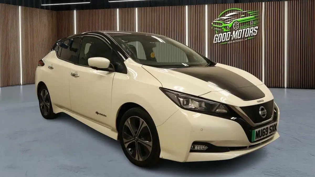 2019-nissan-leaf-e-tekna-big-2