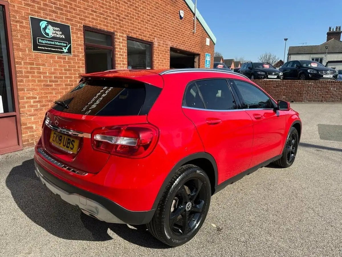 2018-mercedes-benz-gla-class-21d-gla-200d-sport-134bhp-ss-7g-dct-big-48