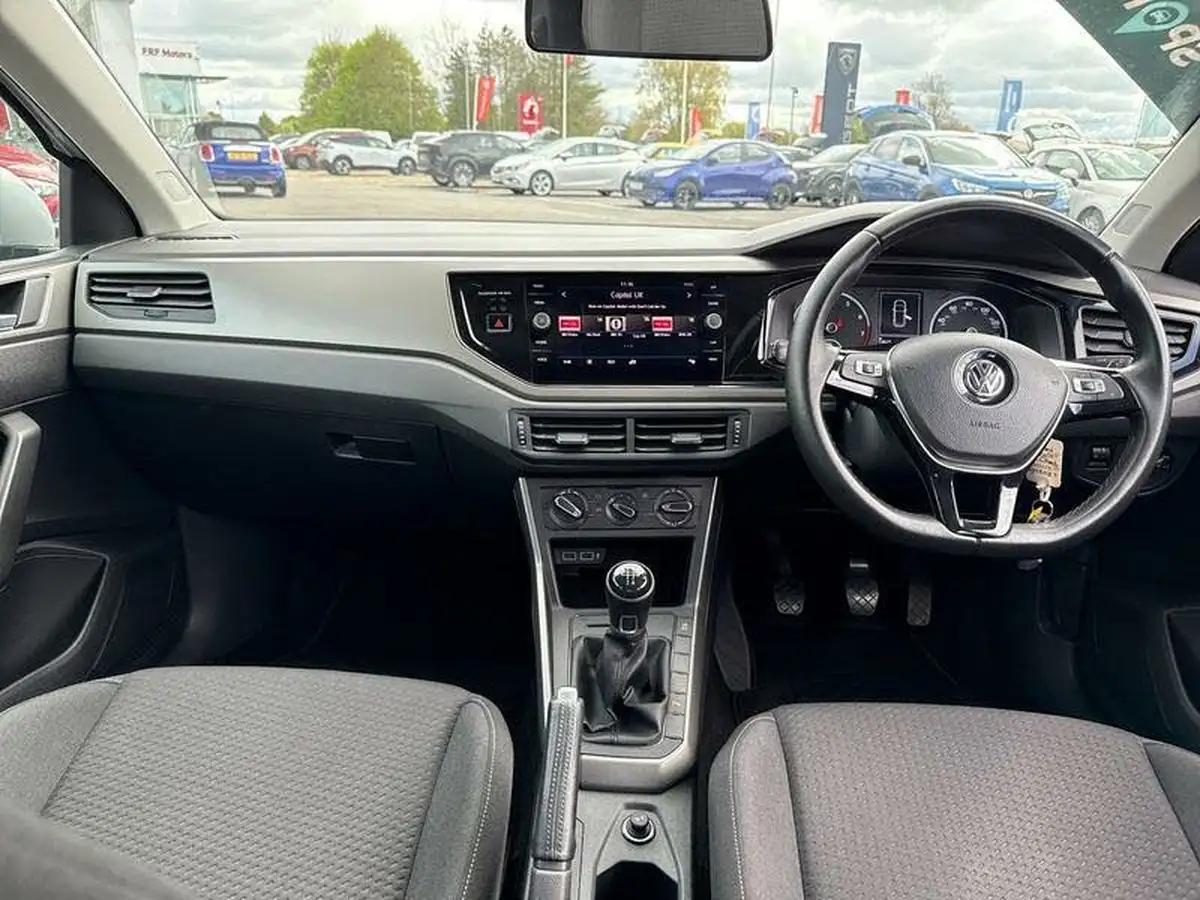 2018-volkswagen-polo-10-tsi-se-big-11
