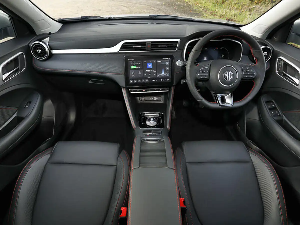 2025-mg-zs-suv-e-trophy-connect-ev-176ps-big-2