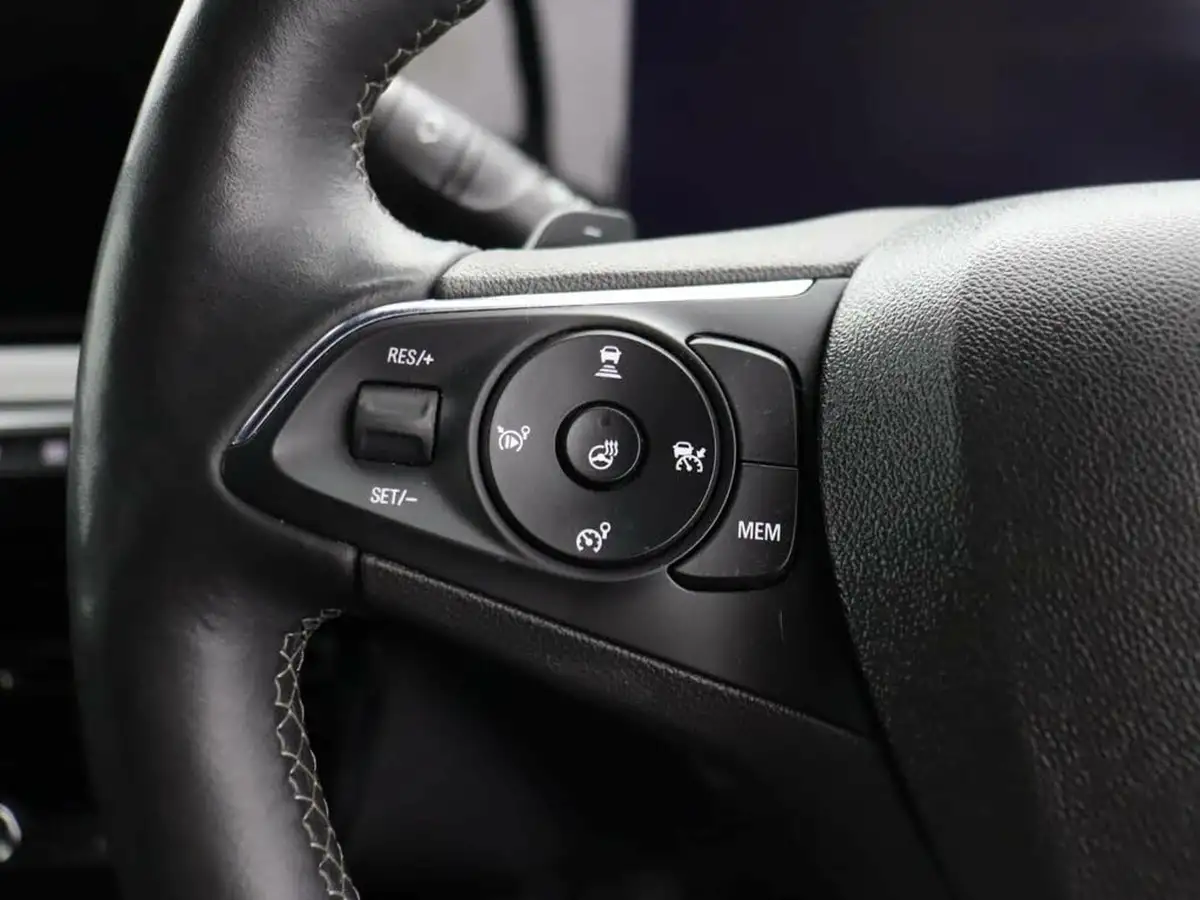 2023-vauxhall-mokka-12-ultimate-130ps-auto-big-32