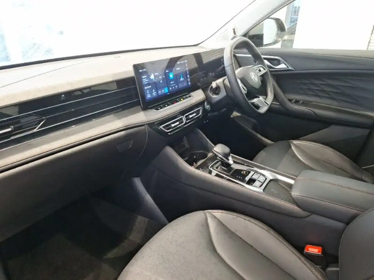 2024-mg-hs-15t-gdi-trophy-273ps-plug-in-hybrid-1496cc-auto-big-4