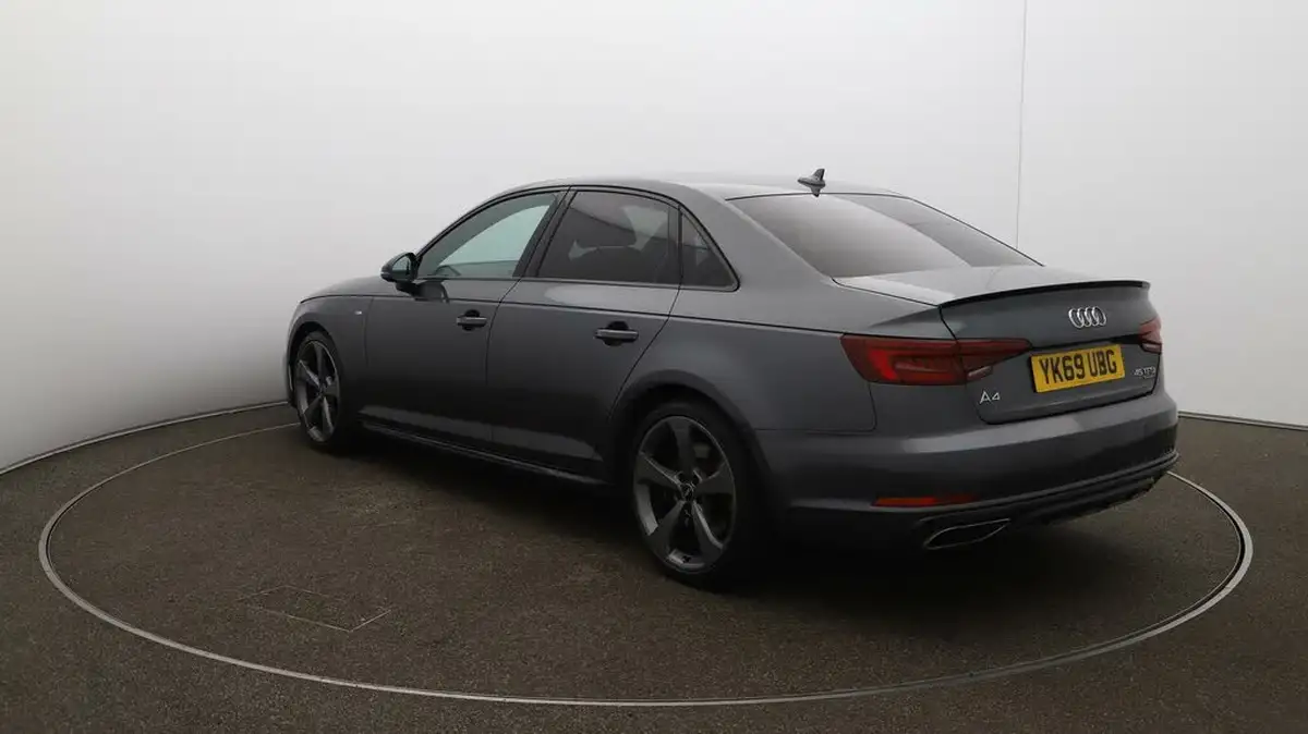2019-audi-a4-20-45-tfsi-black-edition-big-62