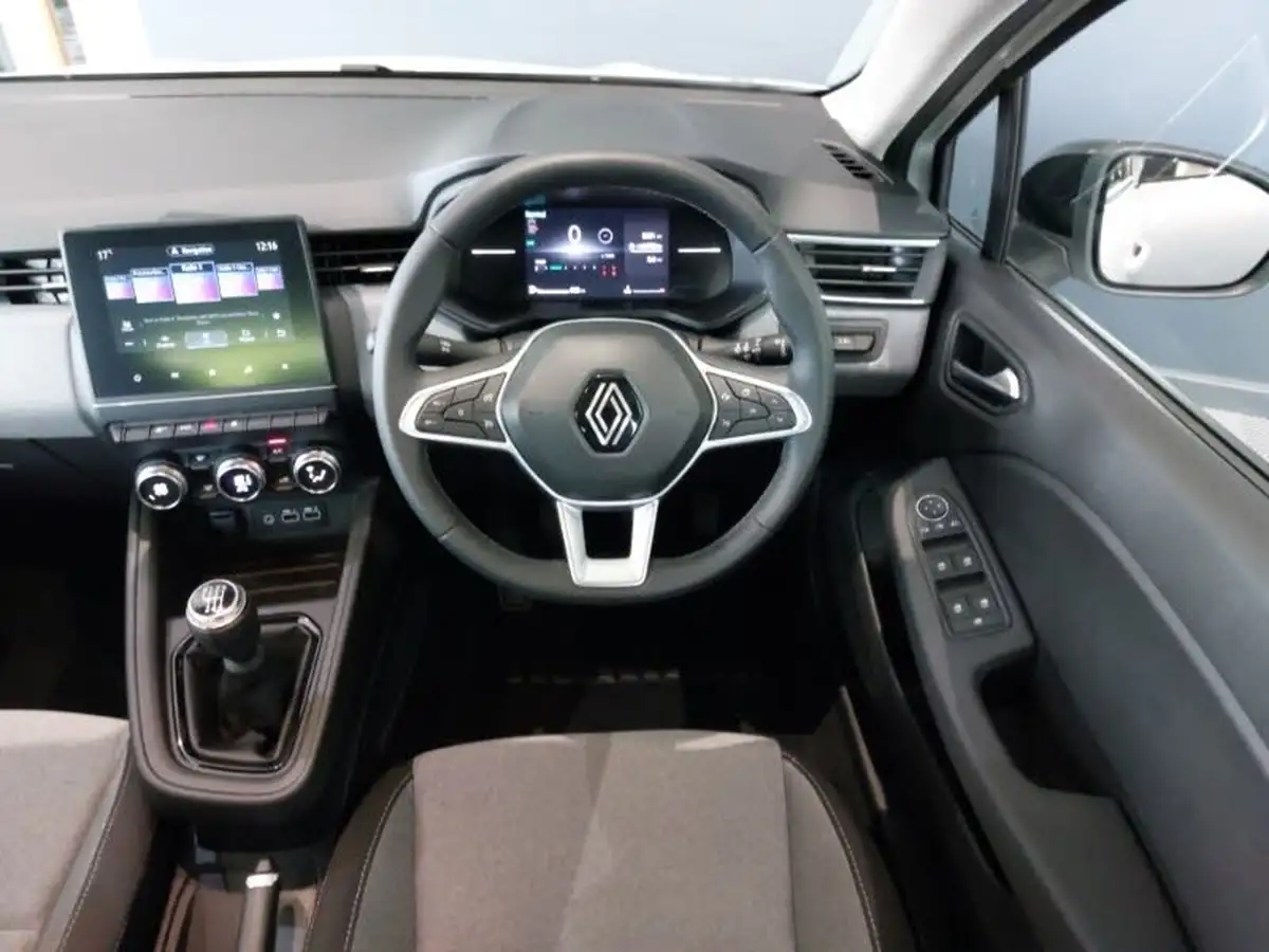 2024-renault-clio-10-tce-evolution-big-6