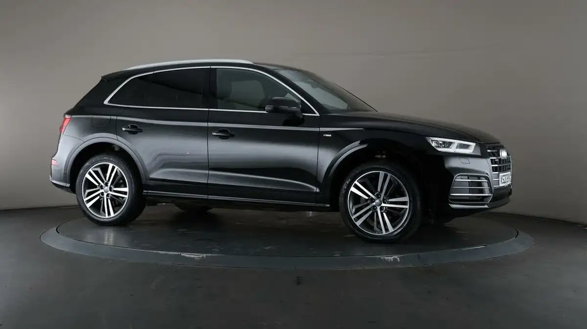 2020-audi-q5-20-55-tfsi-e-s-line-competition-big-57