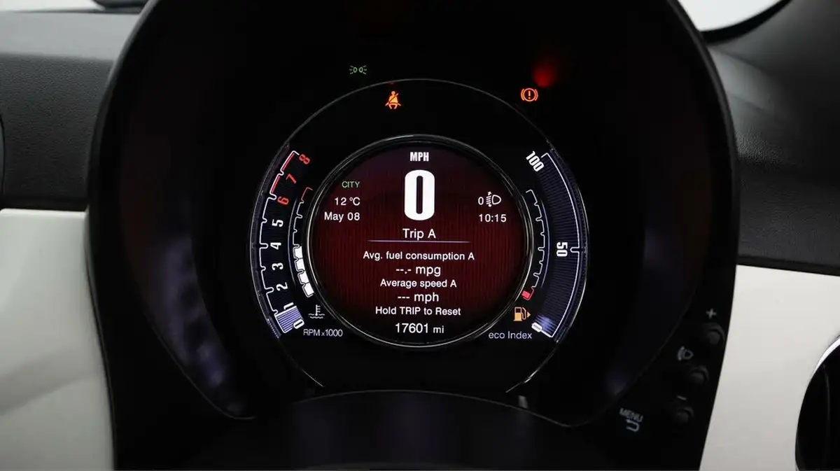 2020-fiat-500-10-launch-edition-big-9