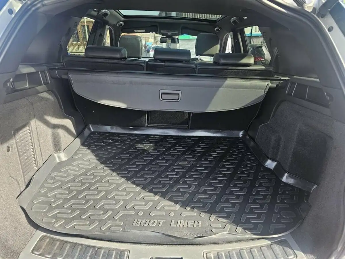 2017-land-rover-discovery-sport-20td4-hse-dynamic-lux-180ps-station-wagon-big-13