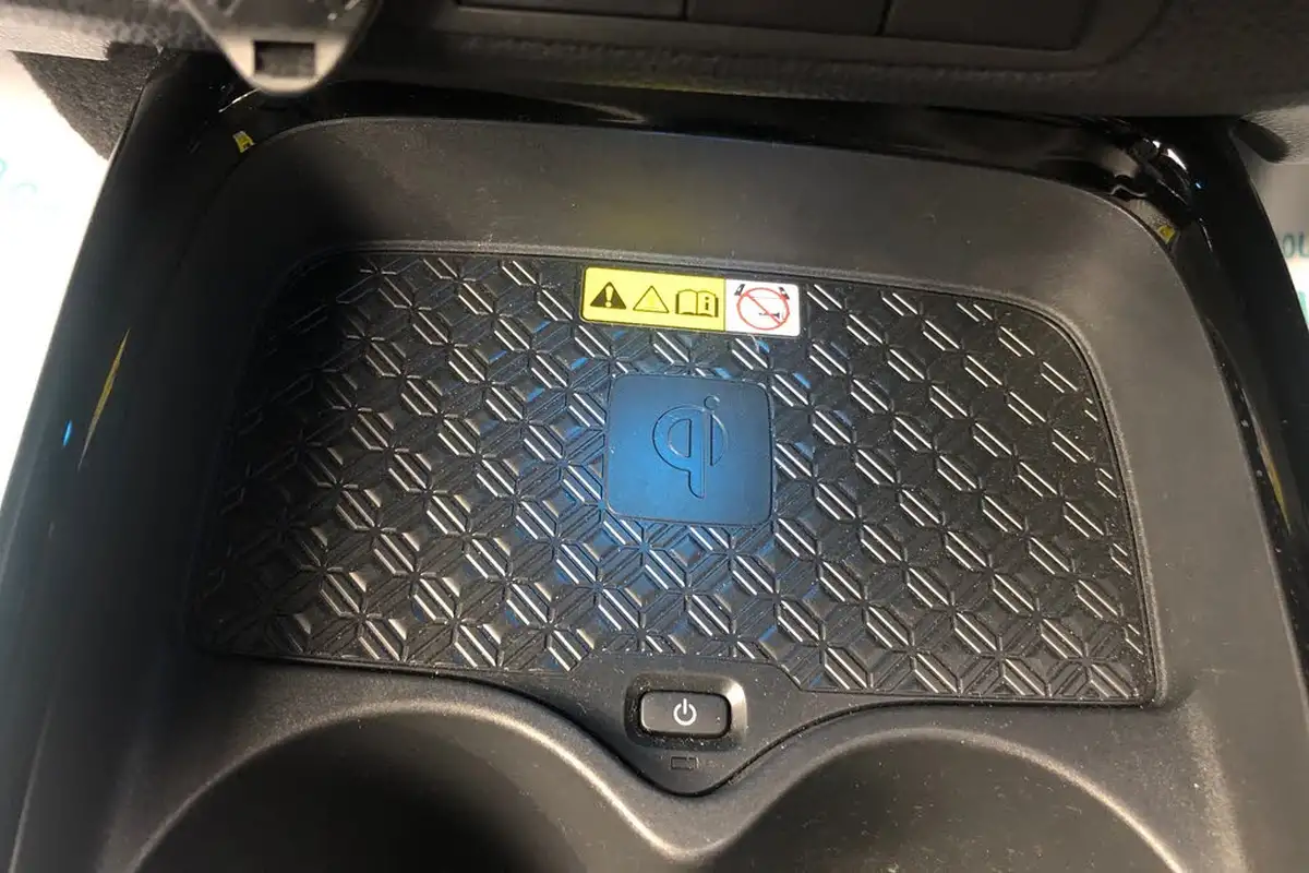 2023-toyota-aygo-x-10-vvt-i-exclusive-cvt-big-23