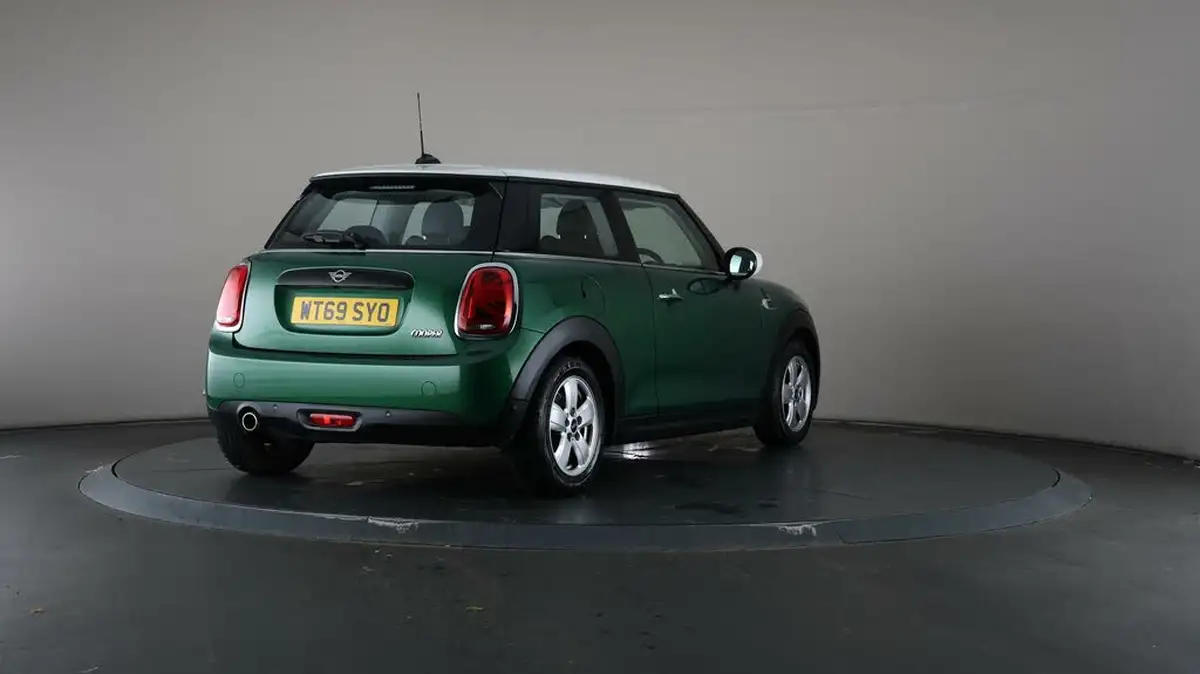 2019-mini-cooper-15-cooper-classic-hatchback-3d-big-60