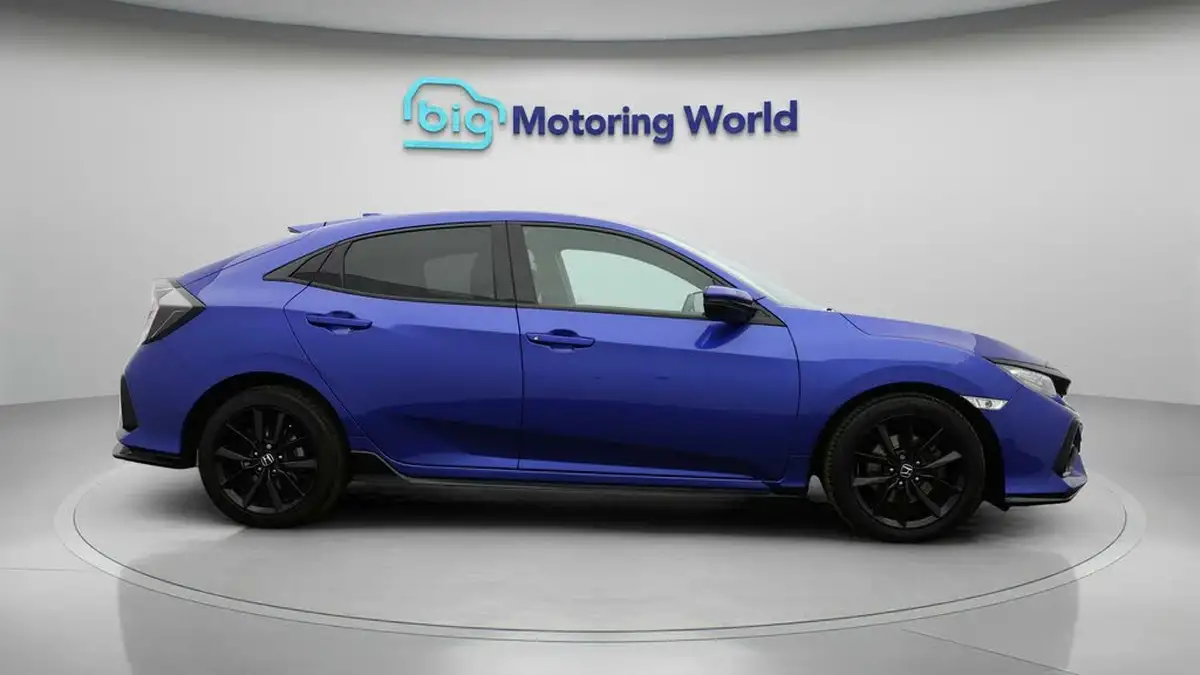 2021-honda-civic-15-vtec-turbo-sport-ss-cvt-big-7