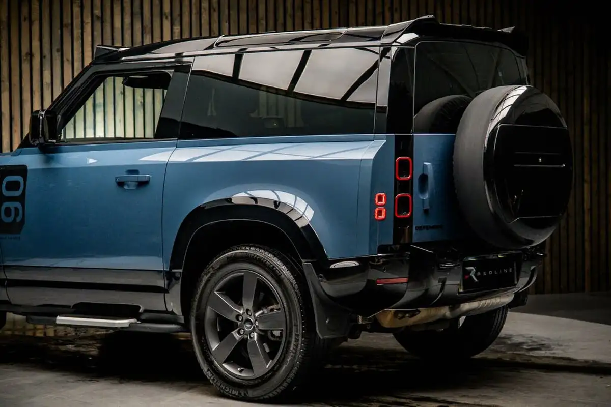 2023-land-rover-90-defender-30-d250-x-dynamic-hse-big-16